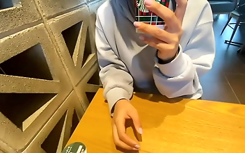 アプリで出会った性欲が溜まってる女子&cir;生をデートからお持ち帰り