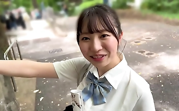 part1 りお&lpar;18&rpar;&sol;バイト先の上司と不〇する激カワ美巨乳J【1限目】誘い受け彼女にムラムラが止まらない！可愛いトロ顔でご奉仕してくれたマ〇コにパンパン挿入・ドップリ中出し！【2限目】エチムチチャイナ服で精子が暴発寸前！ハリツヤ満点の美尻に全開ピストンで濃厚種付け！【課外授業】外の音が聞こえちゃうくらいの露天風呂でドキドキフェラ！