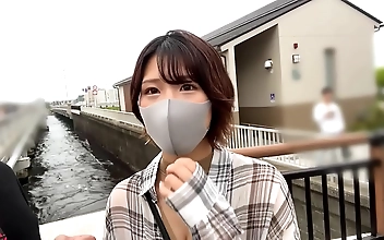 part1 おっぱい性人さきちゃん《Hカップの爆乳美容師と江の島でパコパコ生はめデート》初めての江の島を全力エンジョイスタイル抜群デカパイ美女とイチャラブデート&sol;「えっちしたい」ホテインして即ベロキス&srarr;速攻生ハメで至高のデカ乳めがけて大量射精&sol;エロコスに着替えて爆乳をばるんッばるんッと乱舞させながらイキまくりファ〇ク！担当スタイリストの子宮に直射中出しマーキング【しろうとハメ撮り】