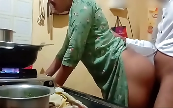 Hot neighbour aunty gets fucked by the young boy in kitchen